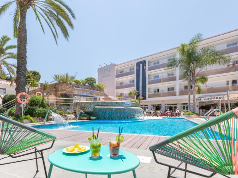 Sumus Hotel Monteplaya (Malgrat de Mar)