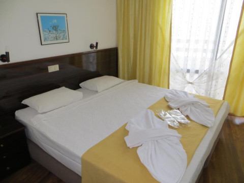 SUNDAY BEACH HOTEL