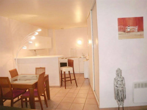 Sunflats Le Panisse Apartments