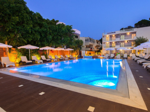 Sunny Days Hotel