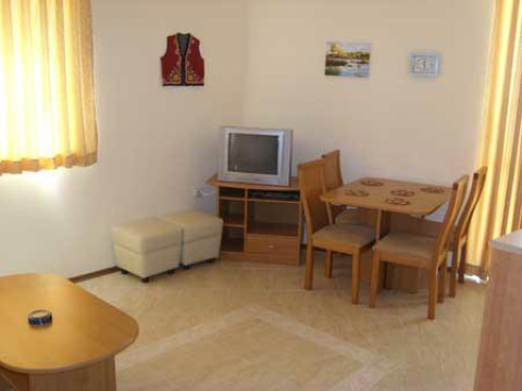 Bondia Augusta Club- Adults Only