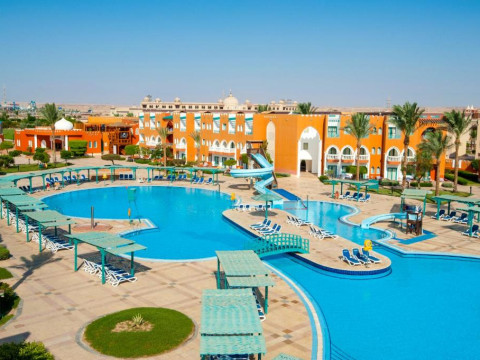 SUNRISE Garden Beach Resort