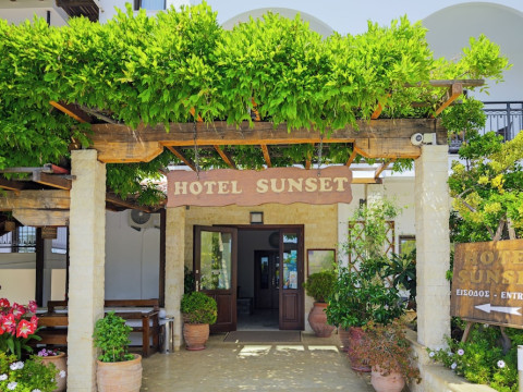 SUNSET HOTEL