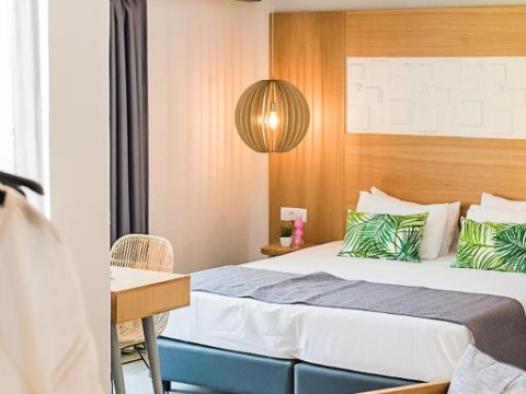 Hotel by Estia Sunshine Boutique