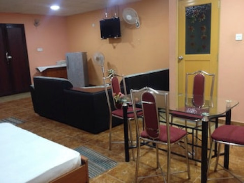 SUNSHINE HOTEL AND HALL