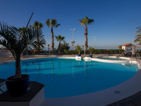 Sunsuites Carolina