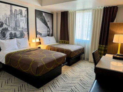 SUPER 8 BY WYNDHAM BRONX NEAR STADIUM