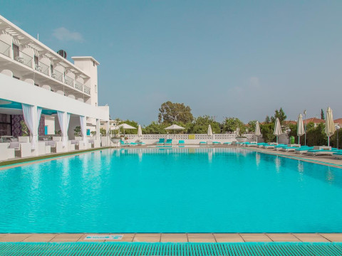 Sveltos Hotel