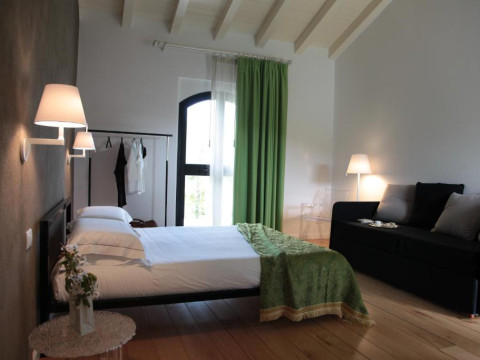 Talè Restaurant & Suite