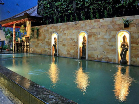 Taman Ayu Legian Hotel By Zuzu
