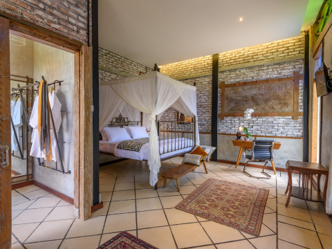 Taman Nauli Bed & Breakfast