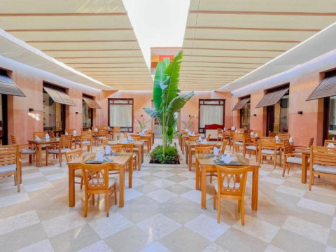 TAMRA BEACH RESORT_
