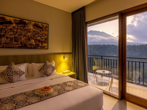 Tapa Agung View