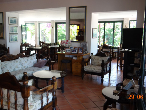 Tara Beach Hotel