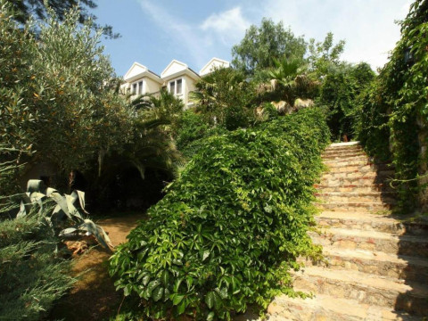 TELMESSOS HOTEL