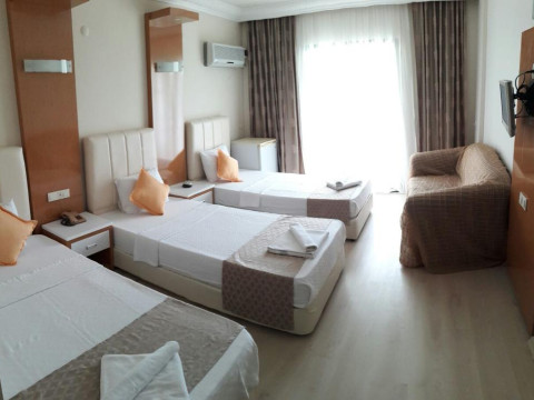 TEMPLE BEACH HOTEL