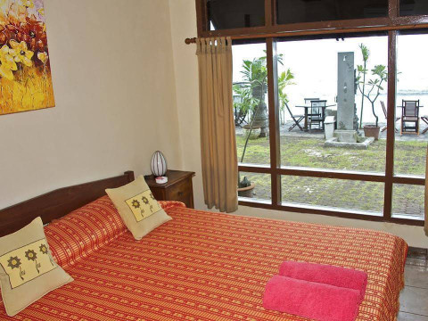 Temple Cafe & Seaside Cottages