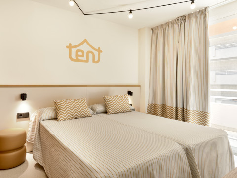 Tent Calvia Beach