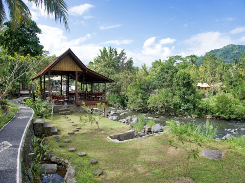 Tepi Sungai Guest House