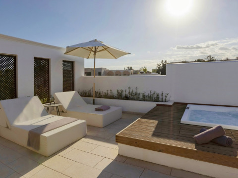 Aulus Lindos Rhodes, Curio Collection by Hilton