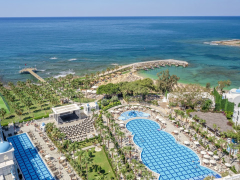 Rubi Platinum SPA Resort and Suites