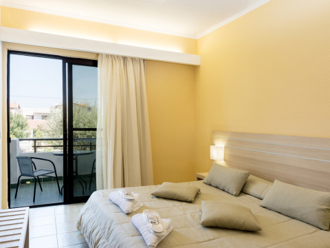 TERINIKOS SUNNY GARDEN HOTEL