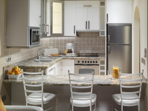 Terrace 8  By Mgzavrebi