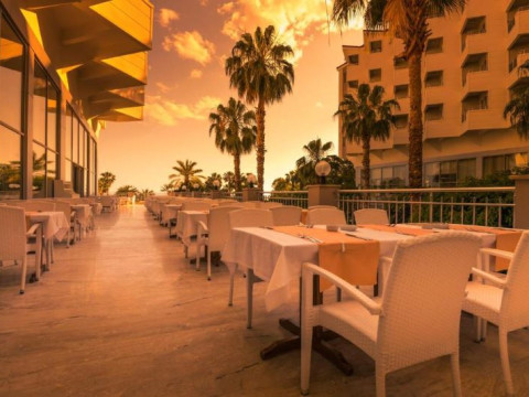 TERRACE BEACH