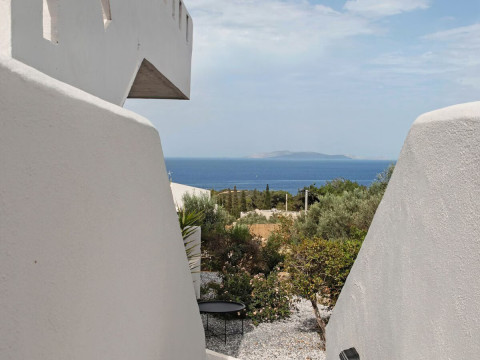 THALIA BLOOM VILLA APARTMENTS