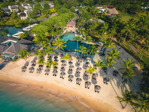 The Bay Club at Anahita