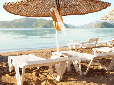 The Beachfront Hotel