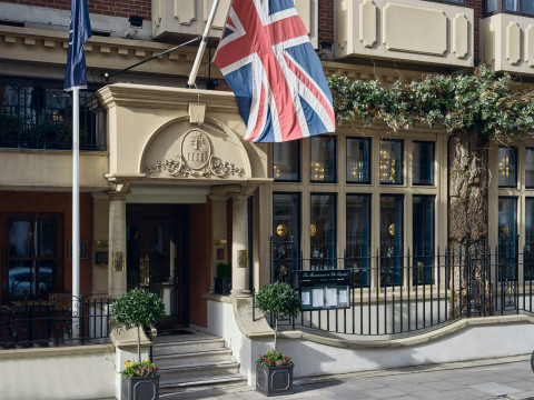 The Capital Hotel Apartments And Townhouse