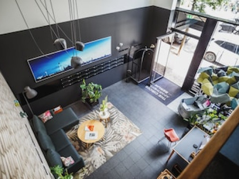 THE CIRCUS APARTMENTS