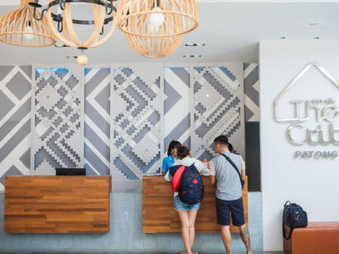 Hotel The Crib Patong