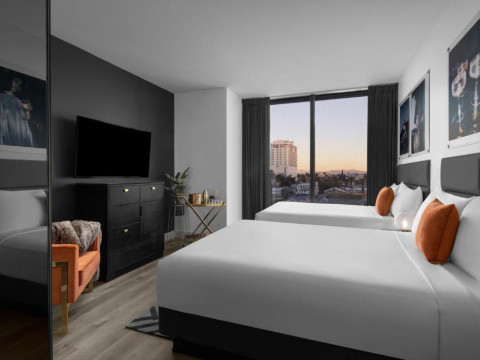 The ENGLiSH Hotel, Las Vegas, a Tribute Portfolio Hotel
