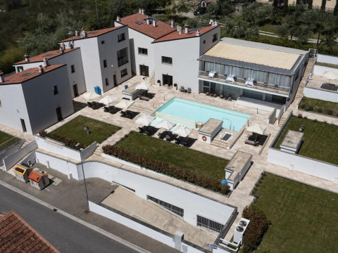 The Florence Hills Resort & Wellness