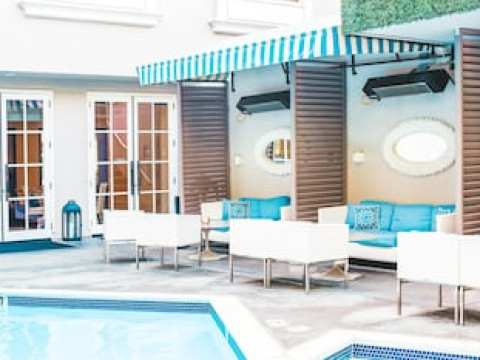 THE HOTEL LILI