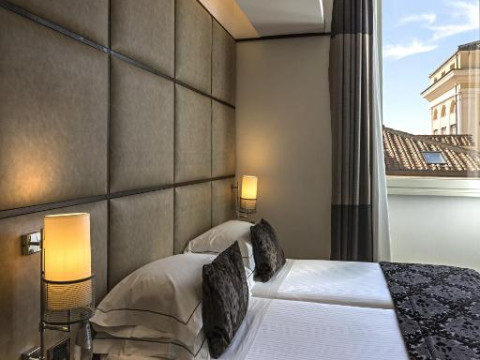 The Independent Hotel