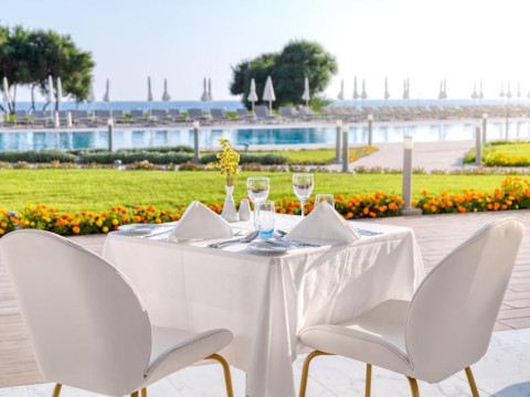 The Ivi Mare (Adults Only)
