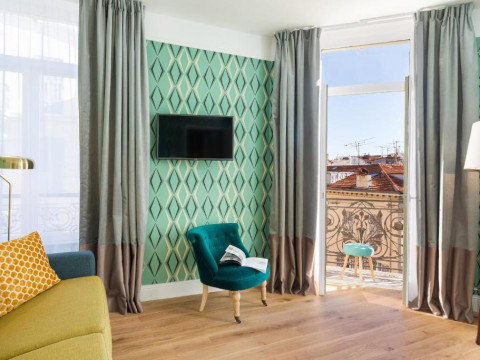 The Jay Hotel by HappyCulture
