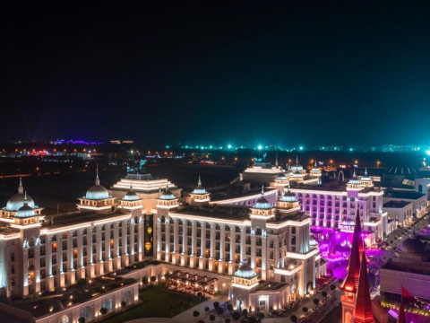 THE LAND OF LEGENDS KINGDOM HOTEL (BB)