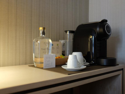 THE LEAF BOUTIQUE HOTEL