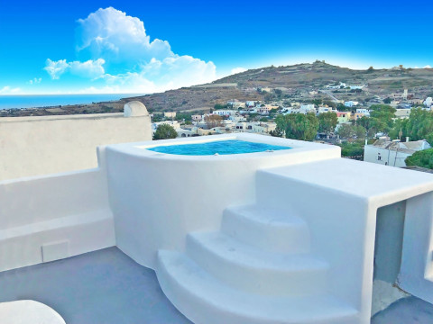 The Luna Suites