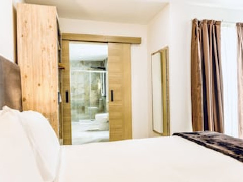 THE MIKE HOTEL
