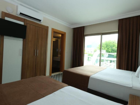 THE NIX HOTEL