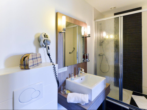 THE ORIGINALS CITY, HOTEL LE BEAUJOIRE, NANTES