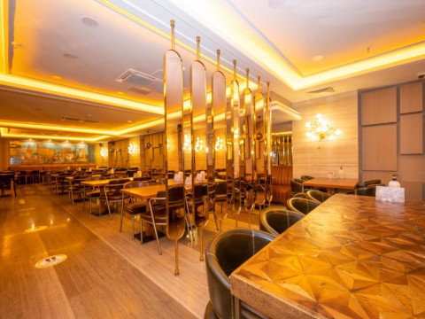 The Peak Hotel