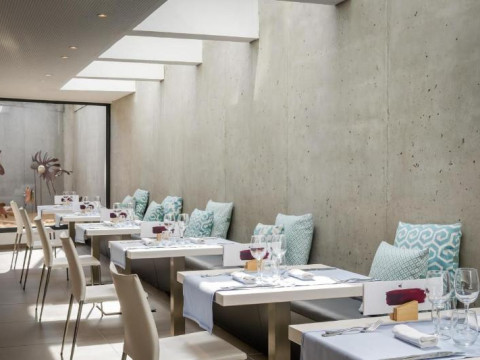 (The Place) Mar Mediterrania by ALEGRIA