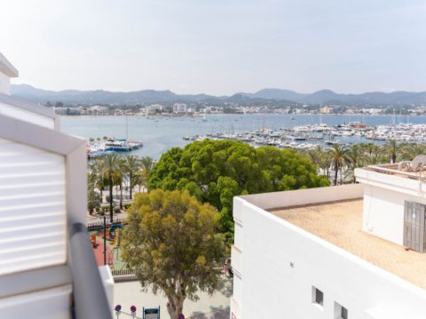 The Red Hotel By Ibiza Feeling