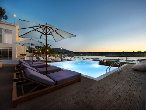 ROYAL BOUTIQUE HOTEL